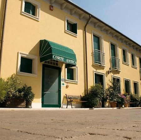 Albergo Corte Antica Villafranca di Verona Exterior foto